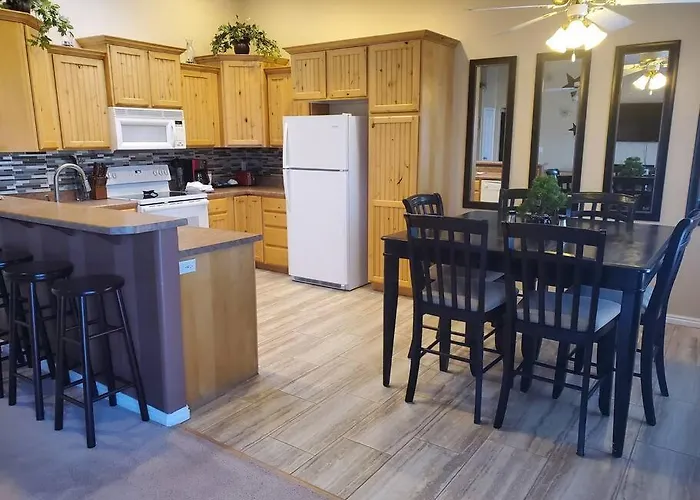 I Powell 3br, Jacuzzi, Bbq, Firepit